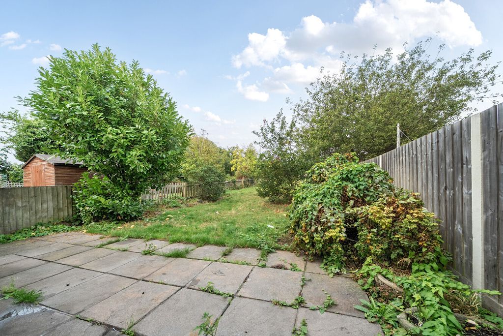 Property photo 3 of 19 1520200-8-6Aa7Bbd...