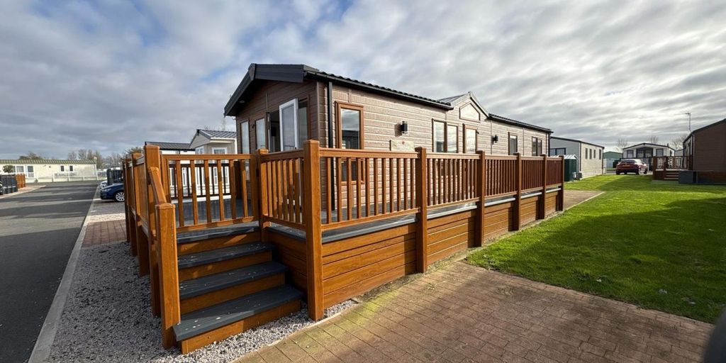 Property photo 1 of 5 1Jf3Y6819E7ee69B73.Jpg