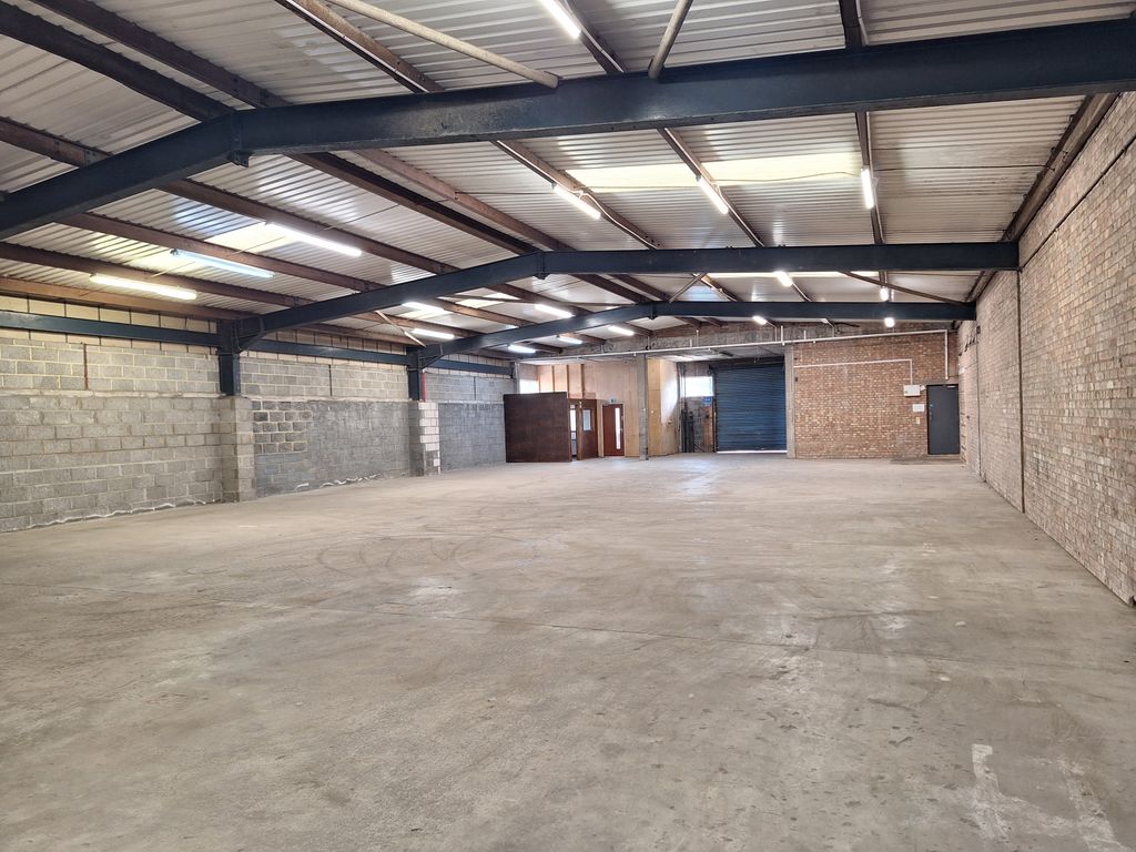 Property photo 2 of 7