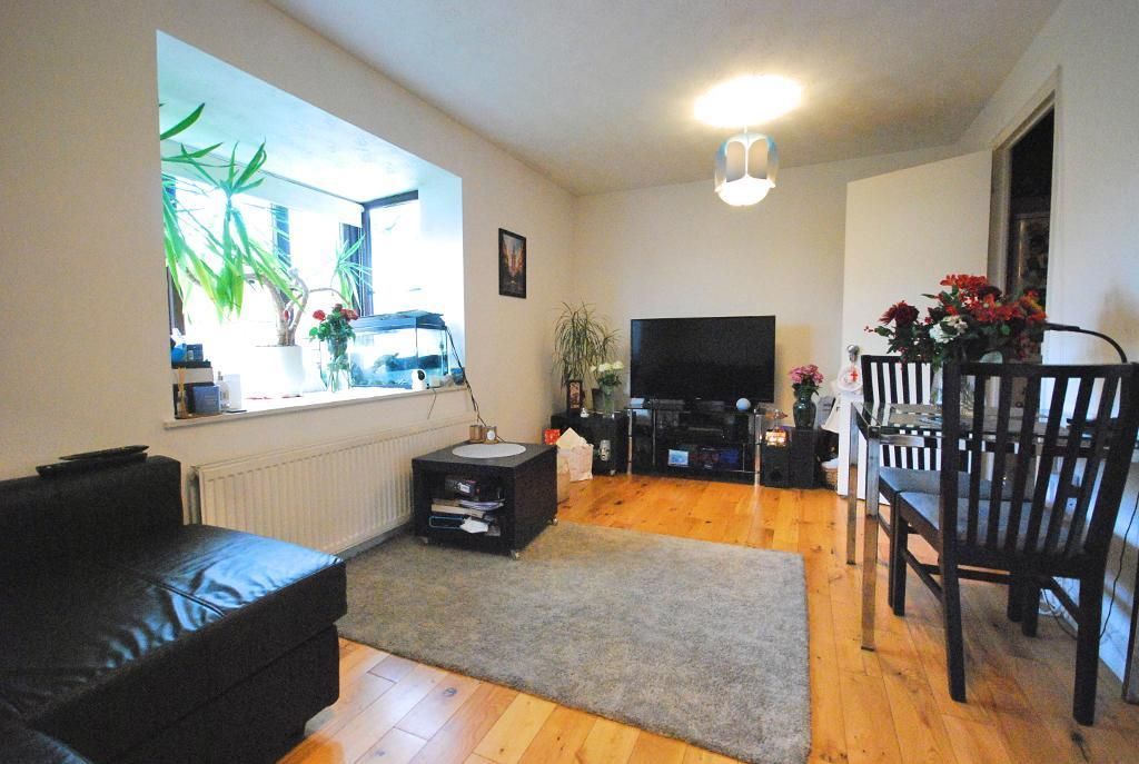 Property photo 3 of 8