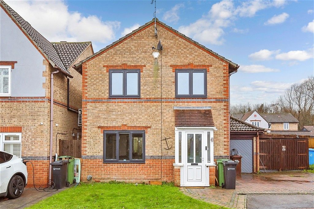 Property photo 3 of 13 External (Web)