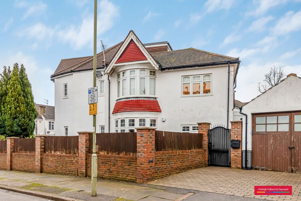 Property photo 2 of 12 Picture No. 41