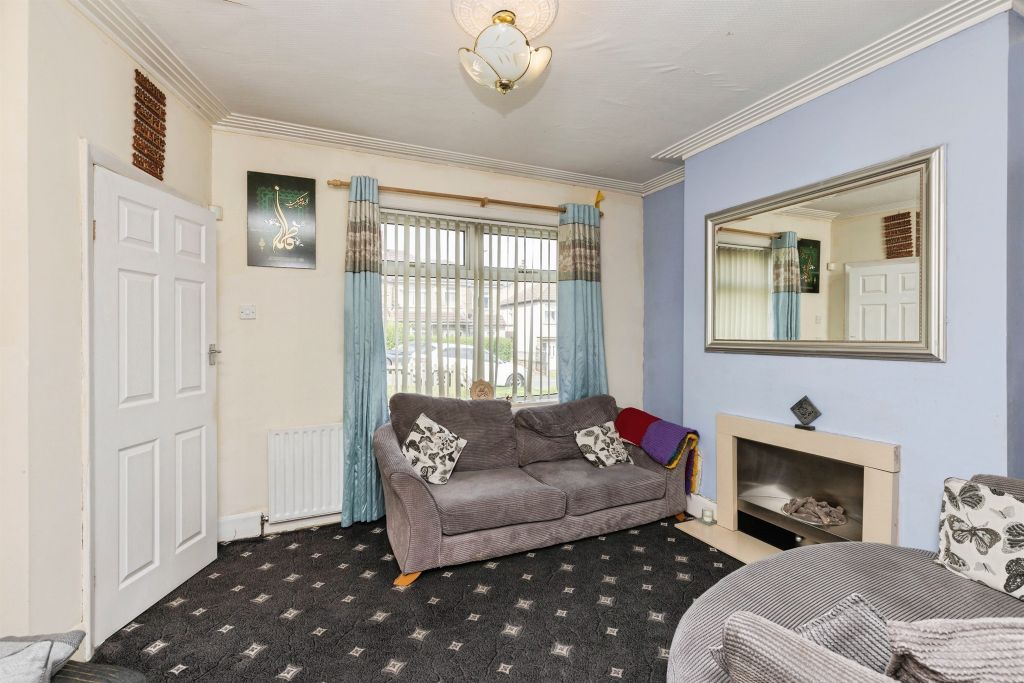 Property photo 3 of 16