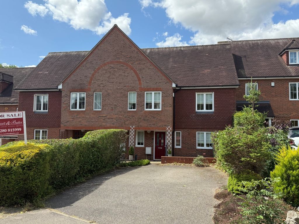 Property photo 1 of 14 64 Aris Frt