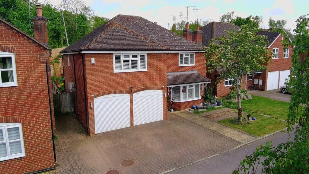 Property photo 1 of 25 Drone 2