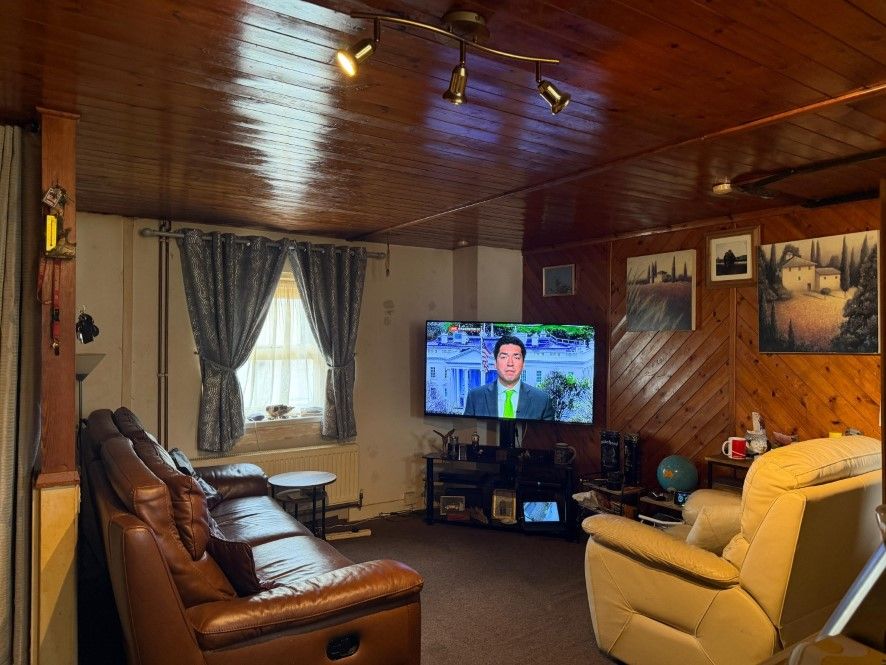 Property photo 3 of 7