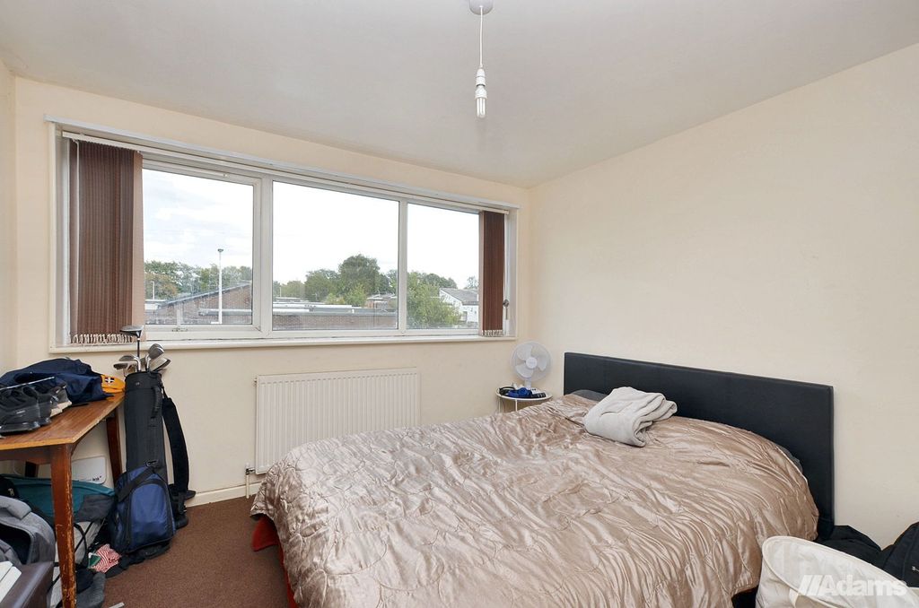 Property photo 3 of 7