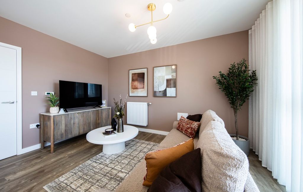 Property photo 2 of 10 Fairview New Homes - Zoopla -