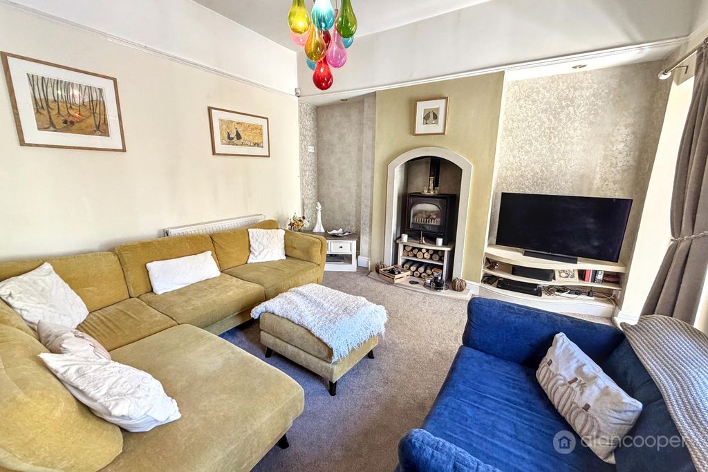 Property photo 2 of 35 5096334