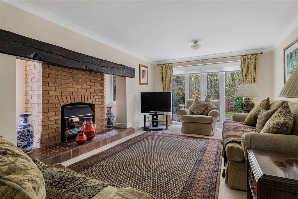 Property photo 2 of 26 24_66663.Jpg