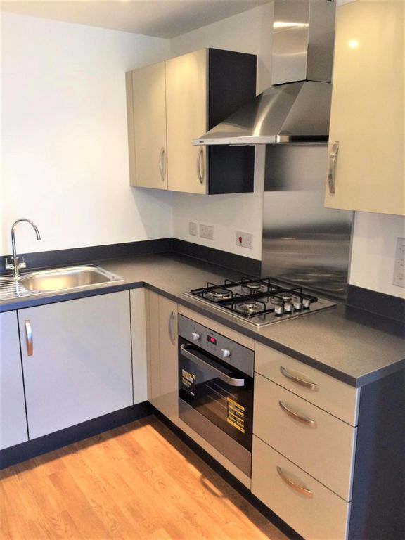 Property photo 2 of 9