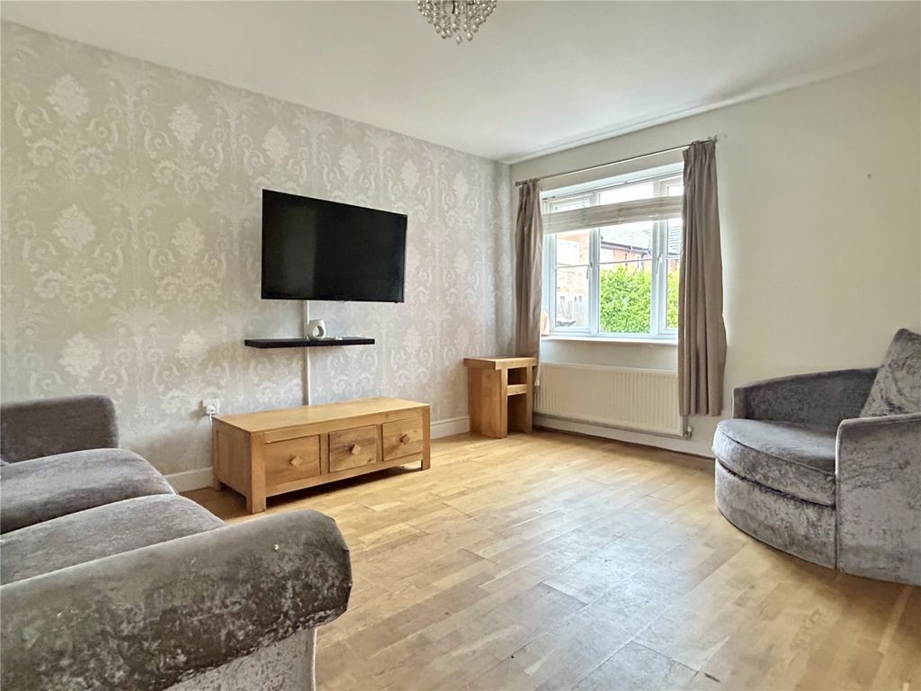 Property photo 3 of 16 Living Room