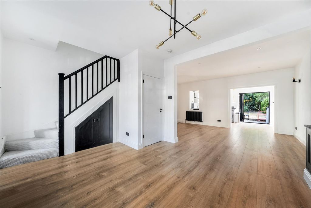 Property photo 2 of 15 1511931 (17).Jpg