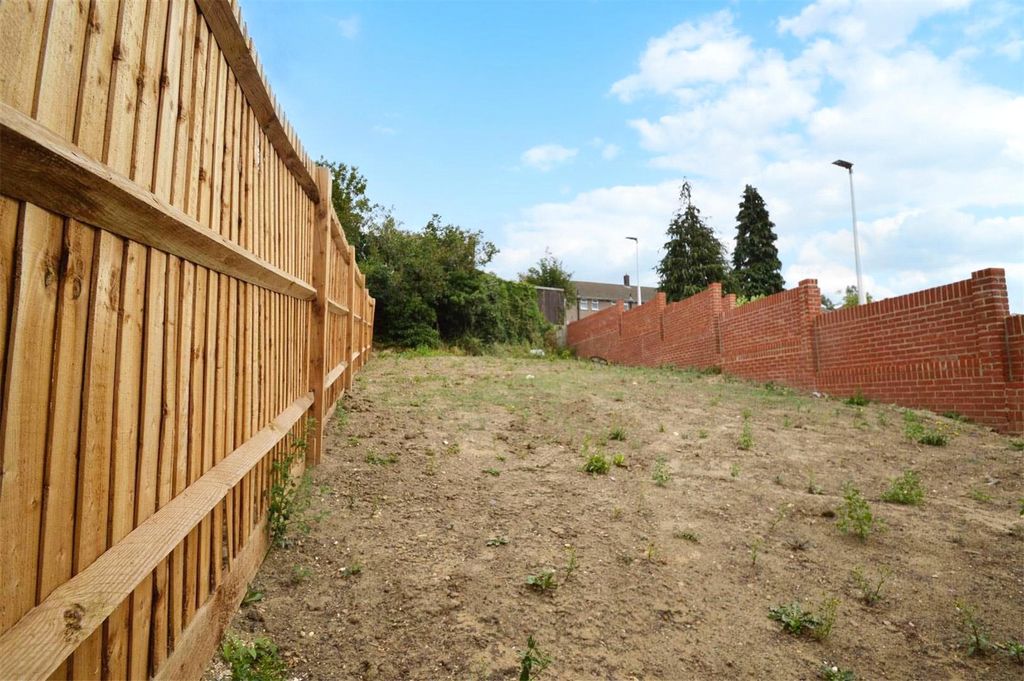 Property photo 2 of 14 Picture No. 01