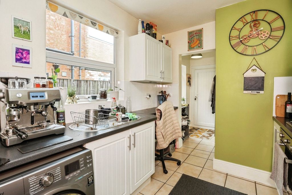 Property photo 3 of 15 Photo