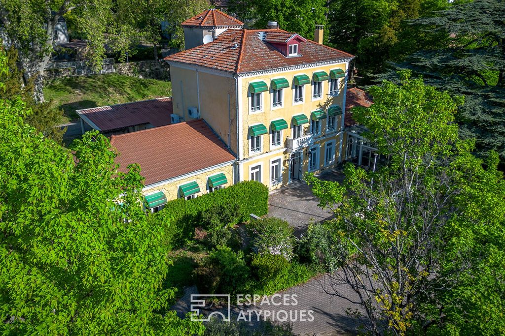 Property photo 1 of 15 A Hotel Estate In Need Of Redevelopment Near Valence