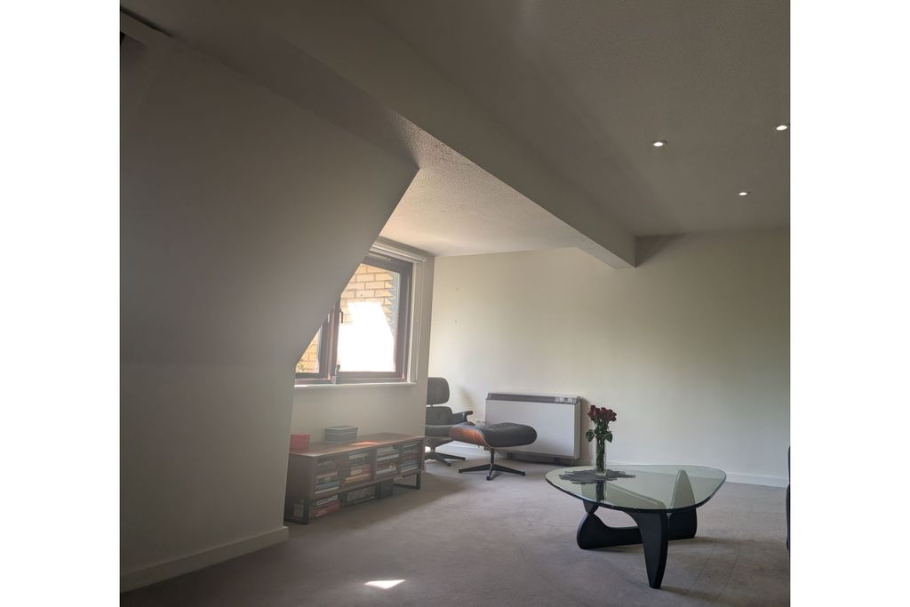 Property photo 2 of 5 Living Area