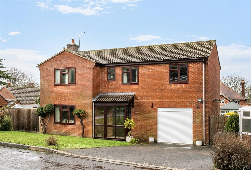 Property photo 1 of 19 1406788-1-6985Ffcfe952c Front.Jpg