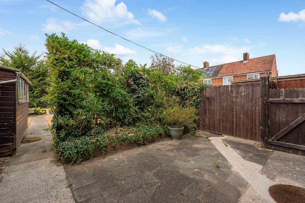 Property photo 3 of 7