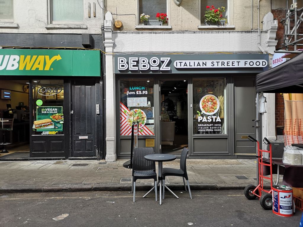 Property photo 1 of 3 Shop Front