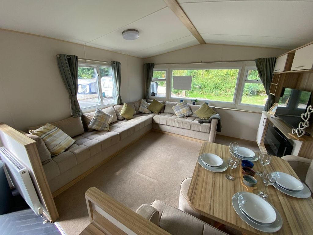 Property photo 1 of 11 Abi Hudson 2017 Car0059970 114186102.Jpeg