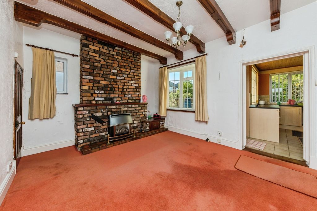 Property photo 3 of 23 Pbox-Img.Jpg