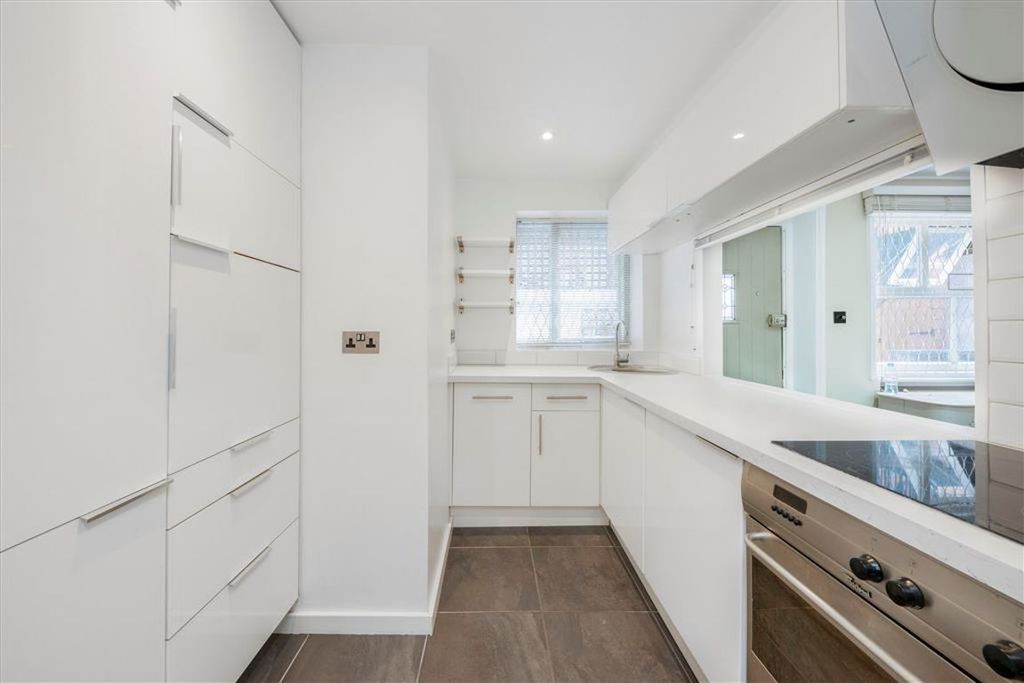 Property photo 3 of 5