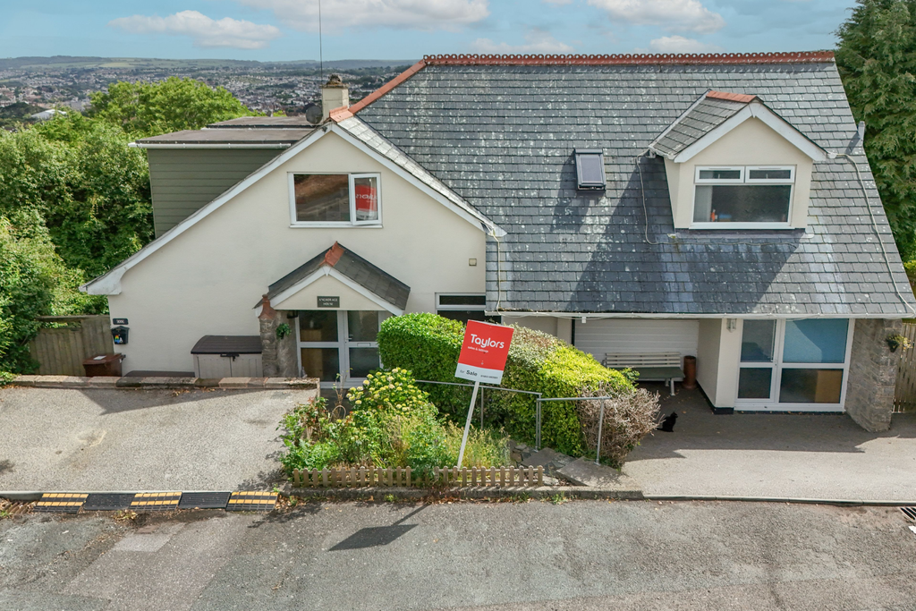Property photo 1 of 28