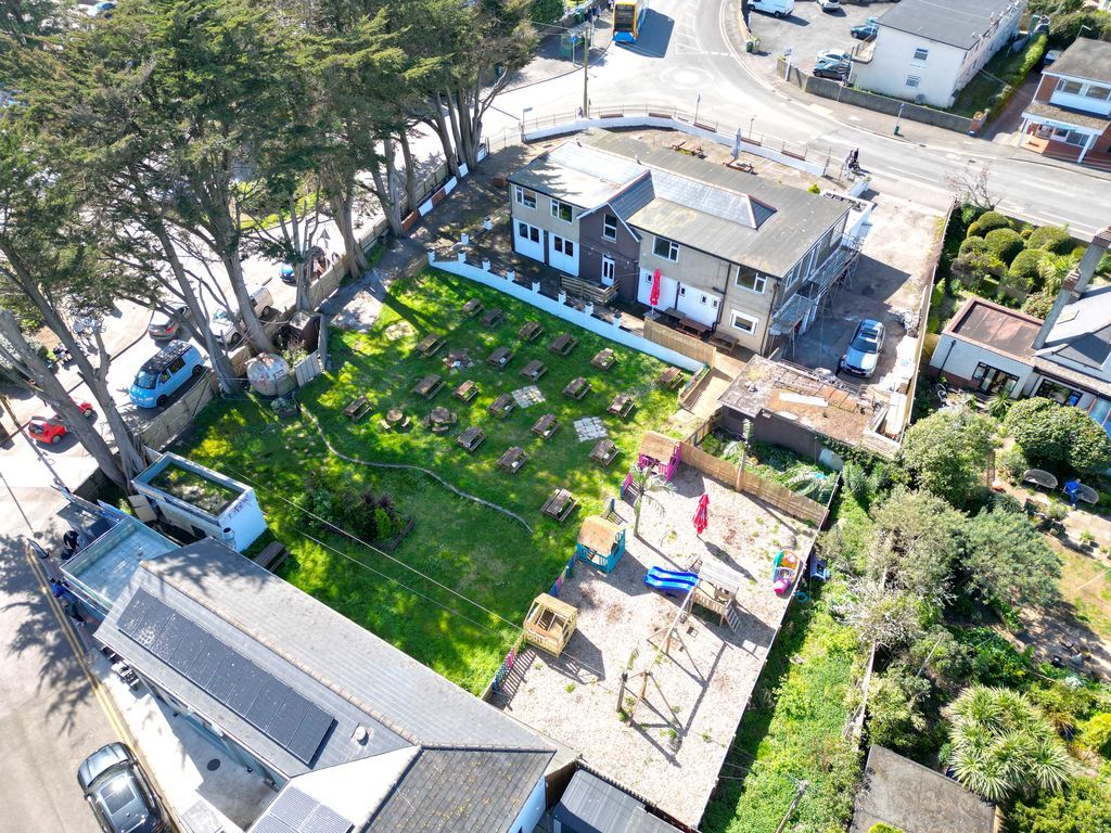 Property photo 2 of 18 Photo 20