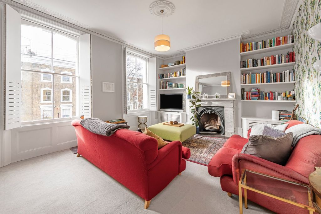 Property photo 2 of 19 Picture No. 05