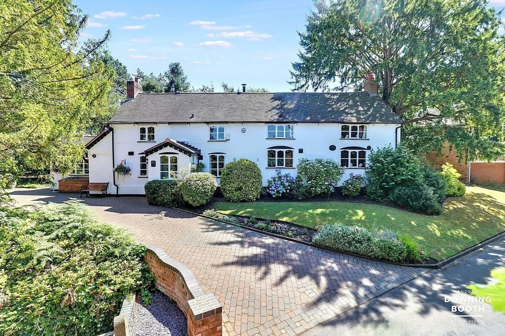 Property photo 1 of 44