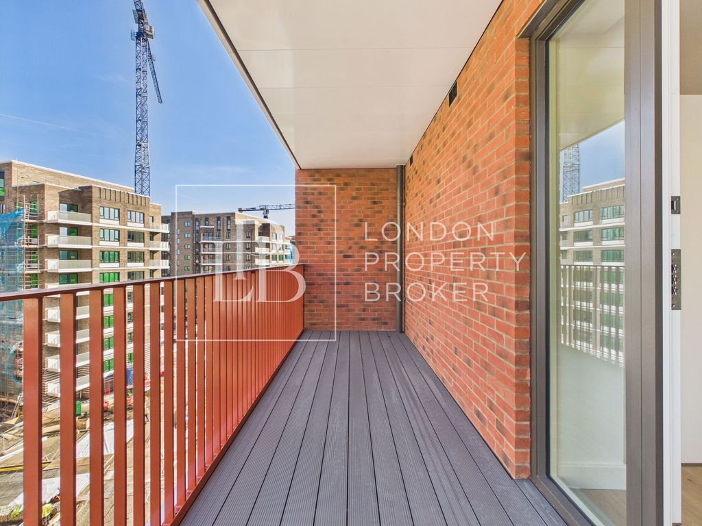 Property photo 3 of 20