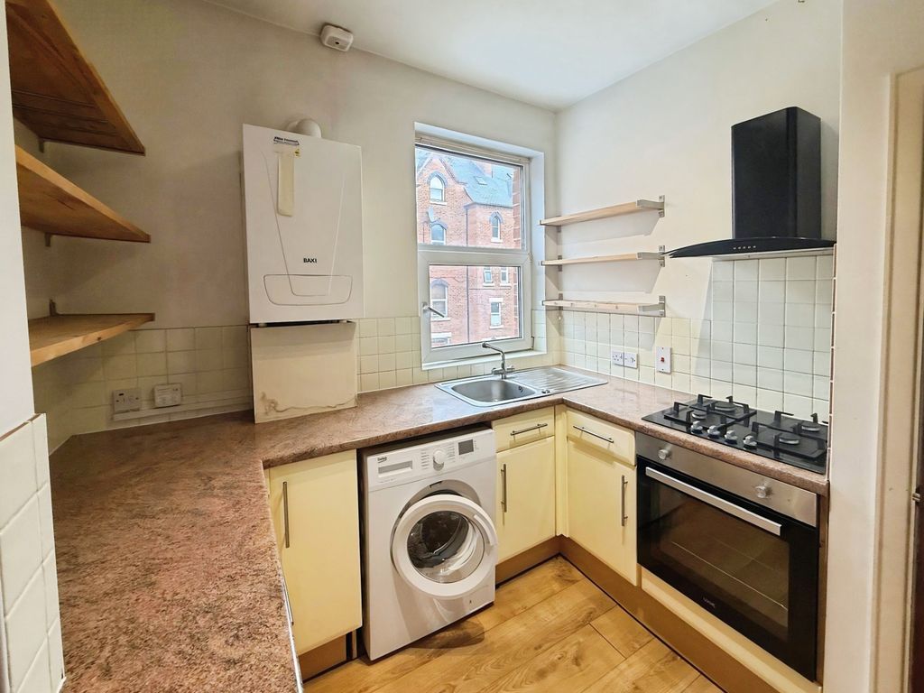 Property photo 2 of 12