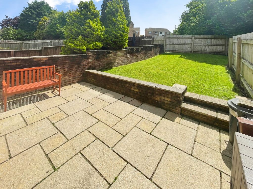 Property photo 2 of 16