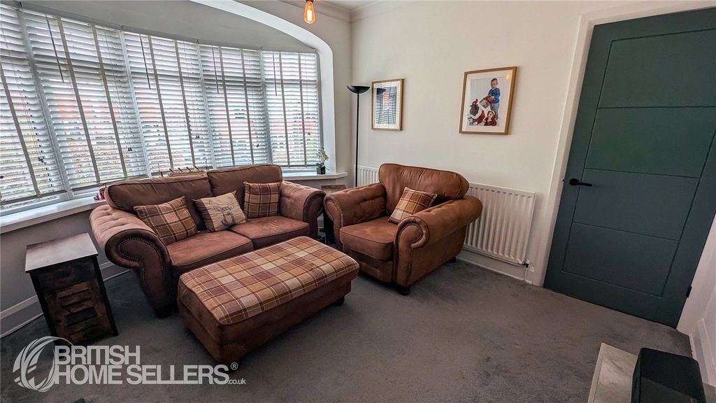 Property photo 3 of 16 Picture No. 03