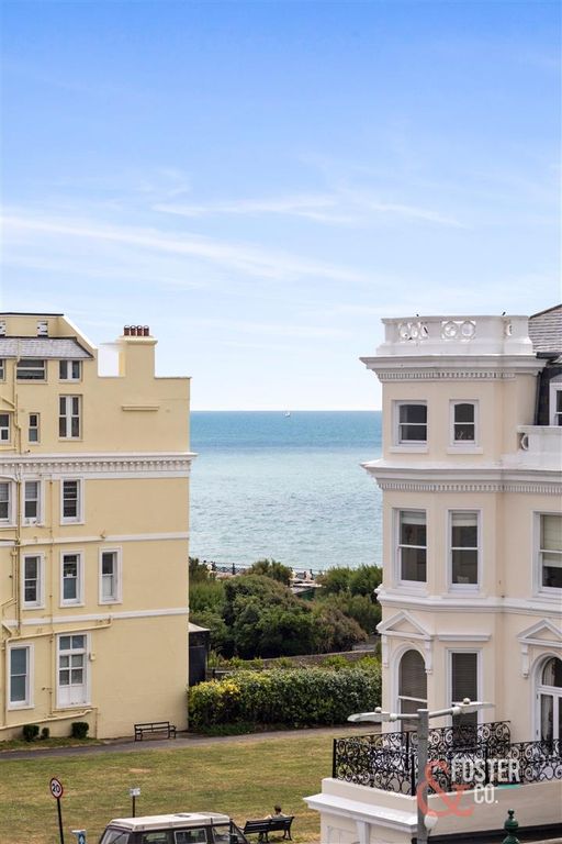 Property photo 2 of 16 St Catherines Terrace, 13 Flat 4-013.Jpg