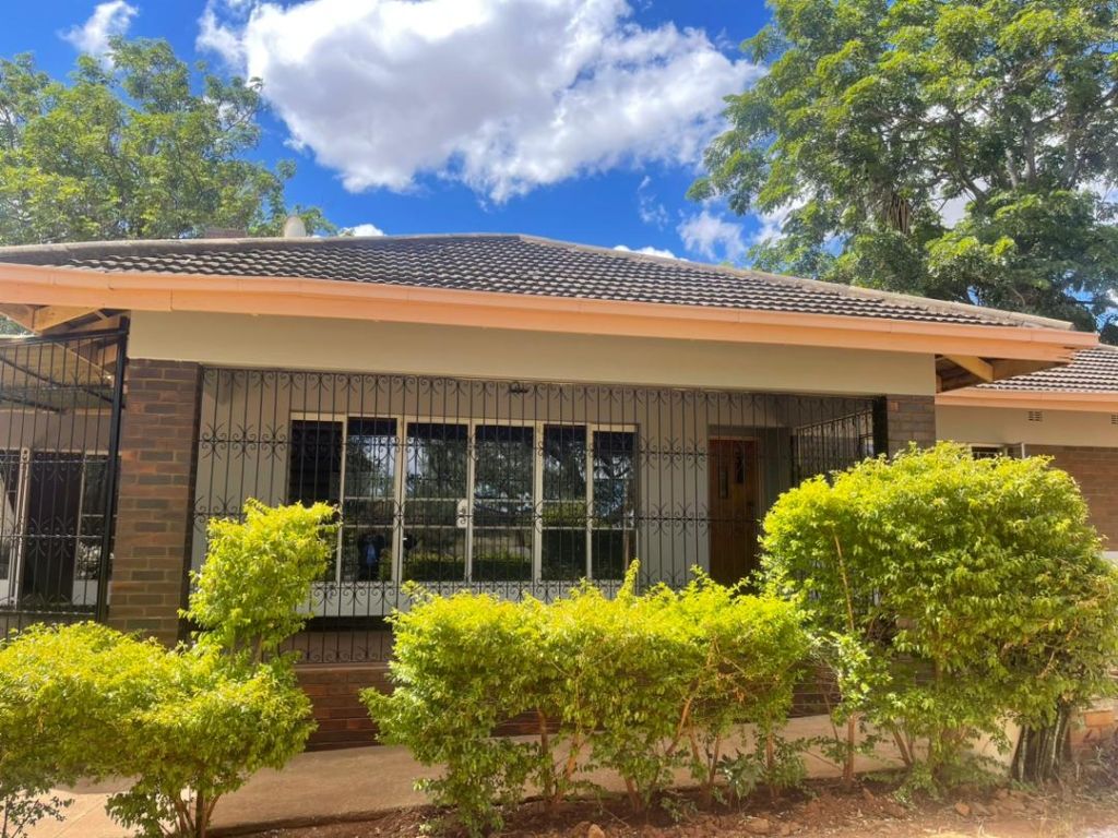 Property photo 2 of 19