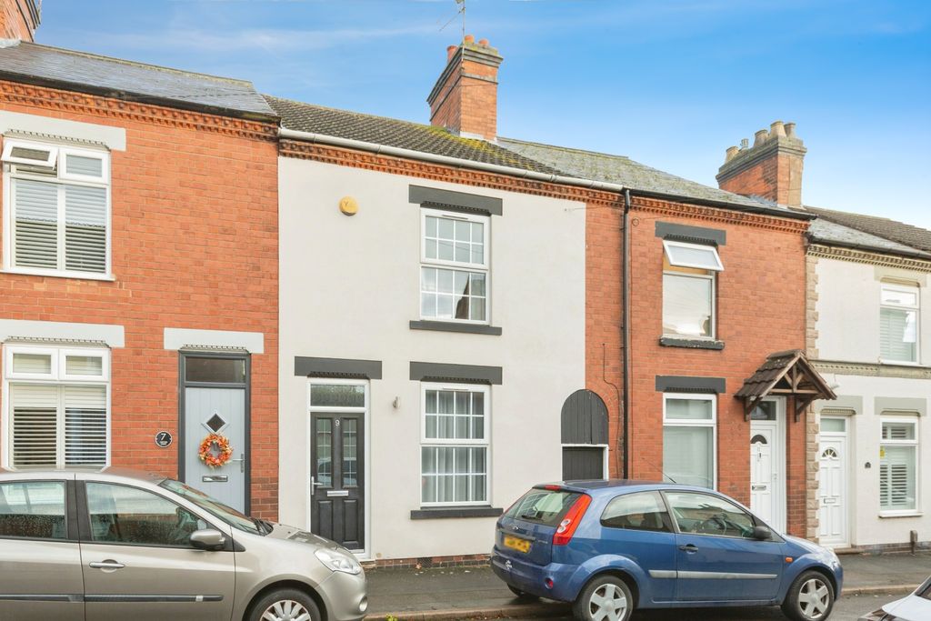 Property photo 1 of 15