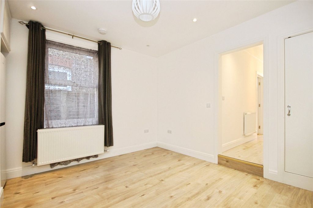 Property photo 3 of 16 Reception Room