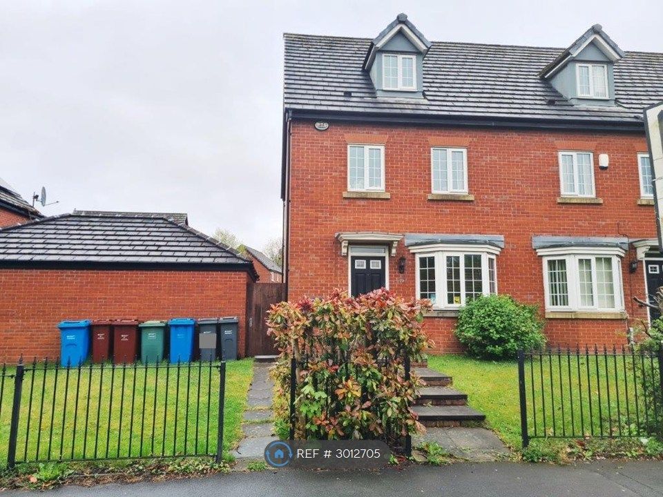Property photo 2 of 15
