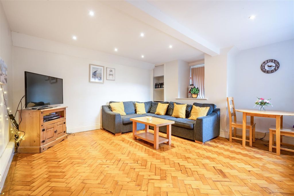 Property photo 3 of 10 Guhq_Wbdjeor6Rtw30-Obq.Jpg