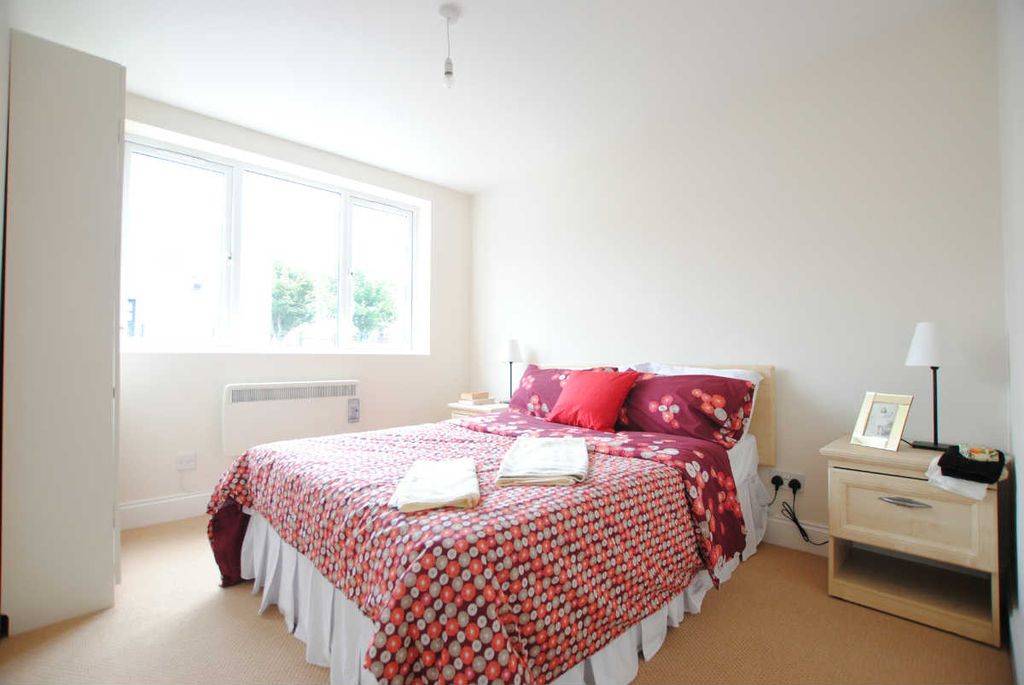Property photo 2 of 8 Bedroom