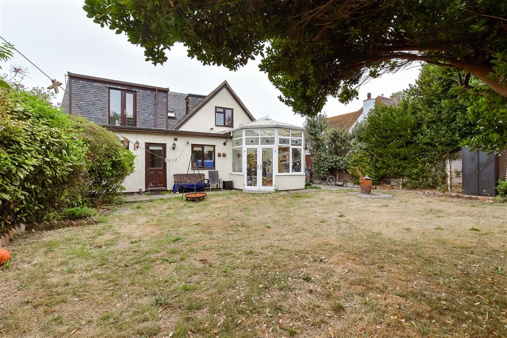 Property photo 2 of 11 Rear Garden