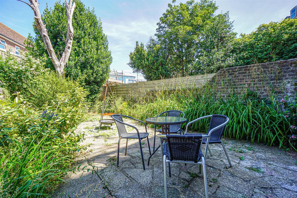 Property photo 2 of 16 Dsc03087_Alto.Jpg