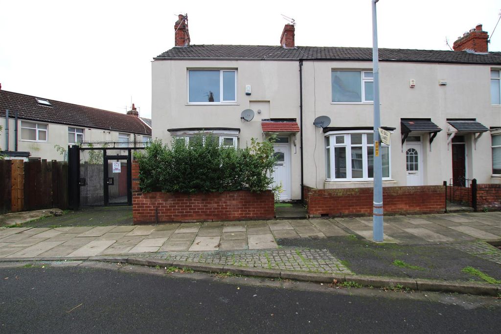 Property photo 1 of 7 External.Jpg