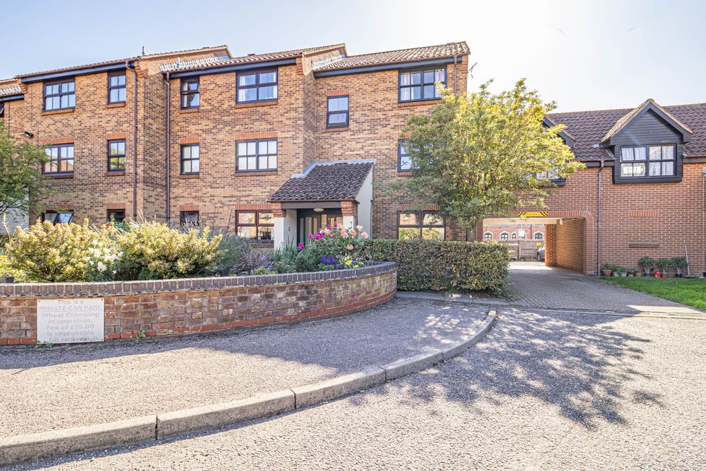 Property photo 1 of 7 5542540