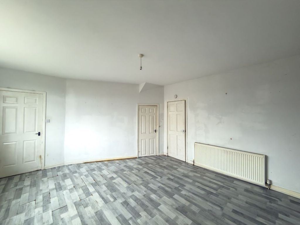 Property photo 3 of 10 Image 3