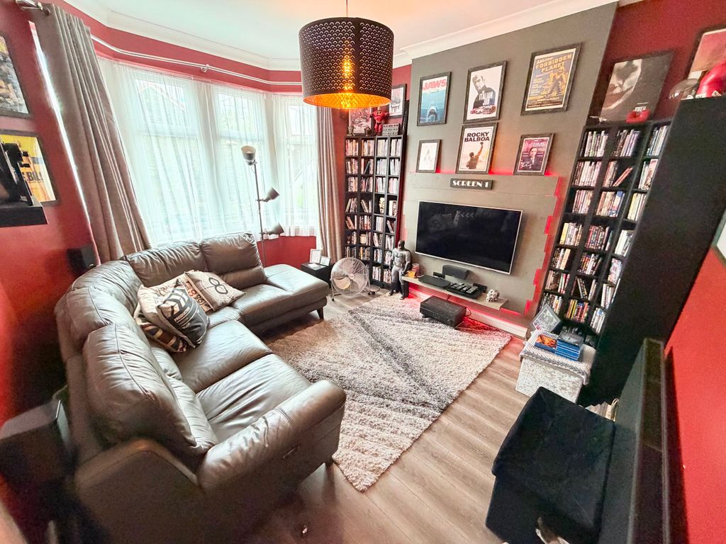 Property photo 2 of 13