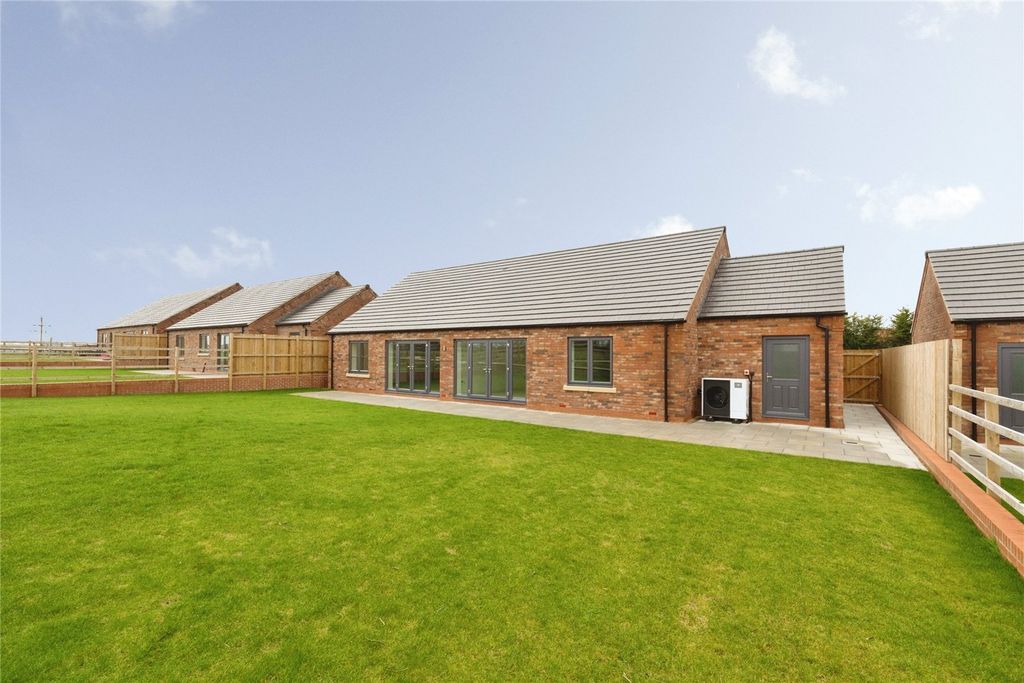 Property photo 3 of 18 External (Rear 1)