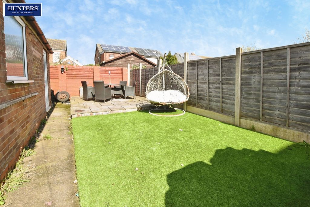 Property photo 3 of 20 Garden